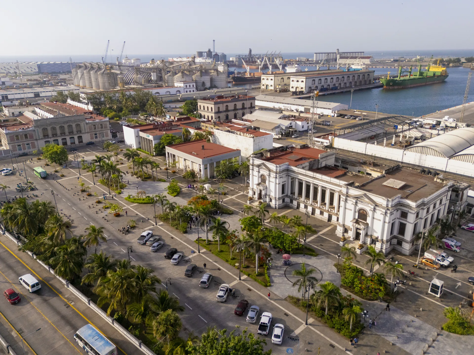 Plaza de la República 1